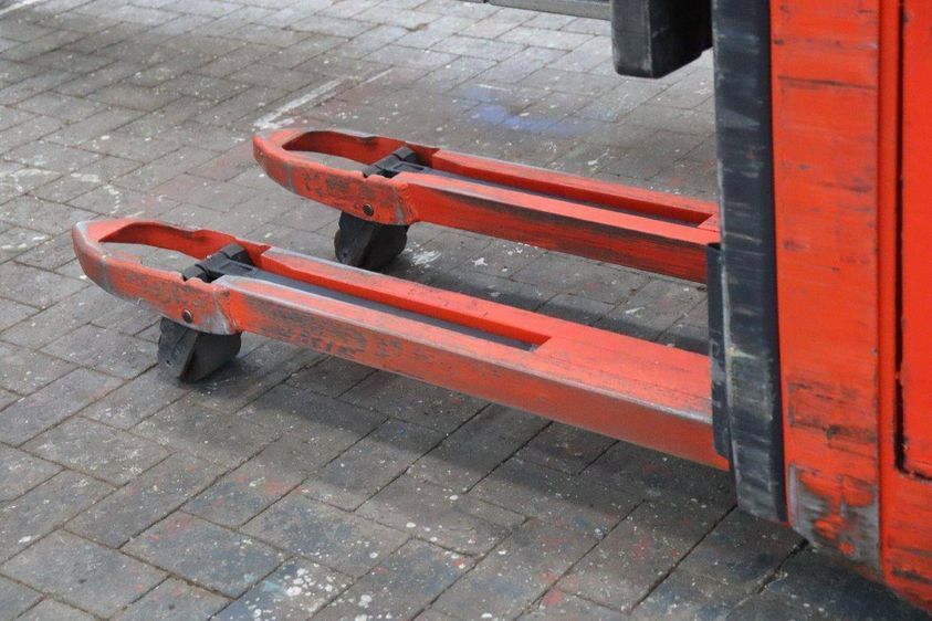 Электрический штабелер LINDE D12 AP