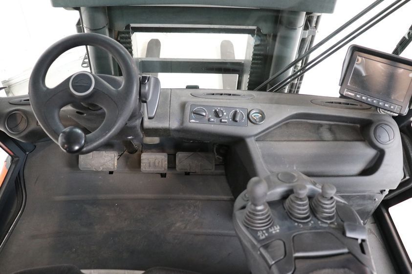 Дизельний навантажувач LINDE H80D-03 900