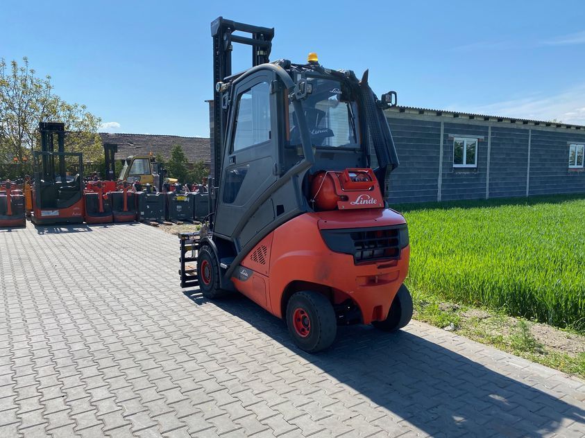 Газовый погрузчик Linde H35T-02 393
