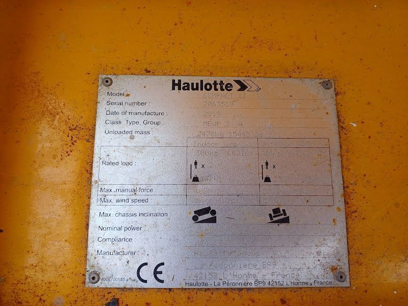 Ножничный подъемник HAULOTTE COMPACT 12 (рабочая платформа)