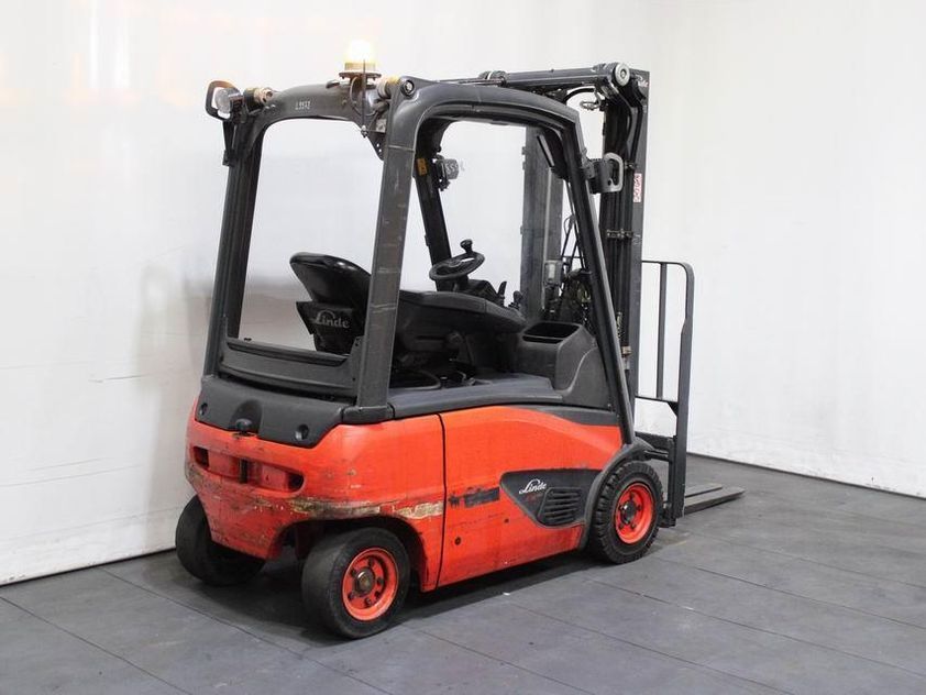 Електричний навантажувач LINDE E 16 PH-02